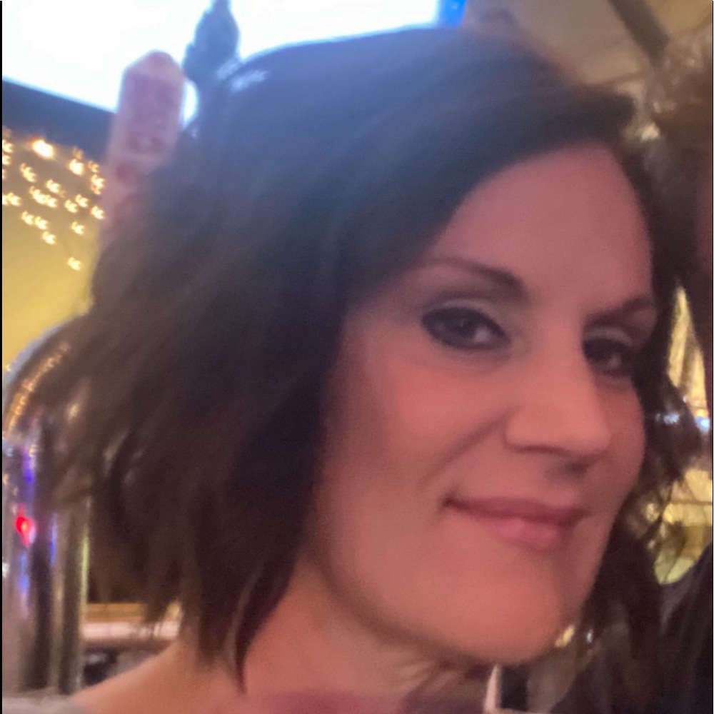 Meet your Posher, Stephanie